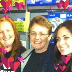 Meet your Posher, Denise